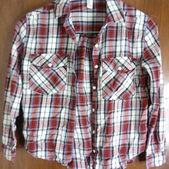 🌟Fover 21 button down 🌟 - Picture 5 of 7